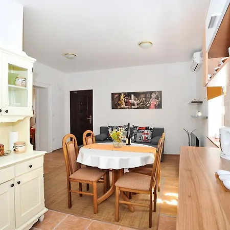 Apartamento Doni *